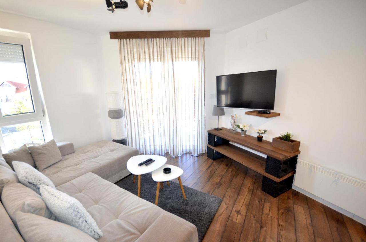 C L E A N&C O Z Y Apartmani Divčibare Eksteriør billede